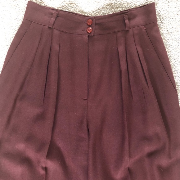 Classic Ladies Deep Burgundy 3 piece suit - Picture 6 of 6